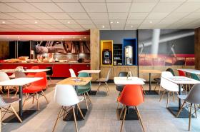 ibis Cahors - photo 26